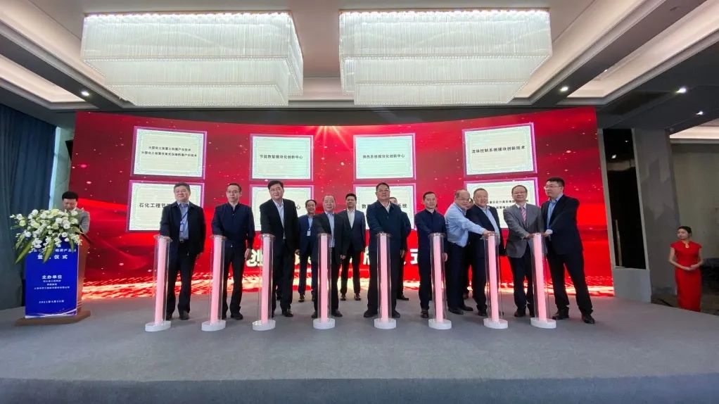 踏石留印 蓄力远航 | 2021年龙八国际股份大事记